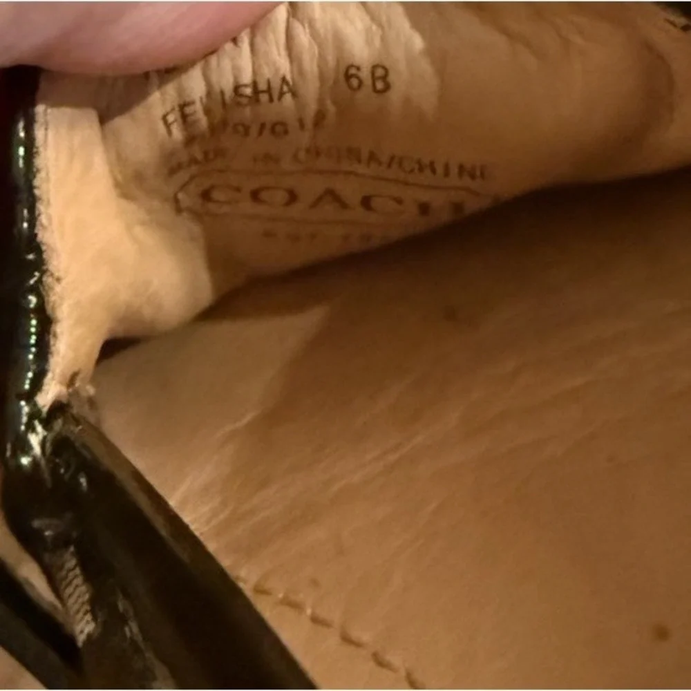 Coach 6 Felisha‎ Signature Loafers Tan And Brown Jacquard Fabric Logo Preppy